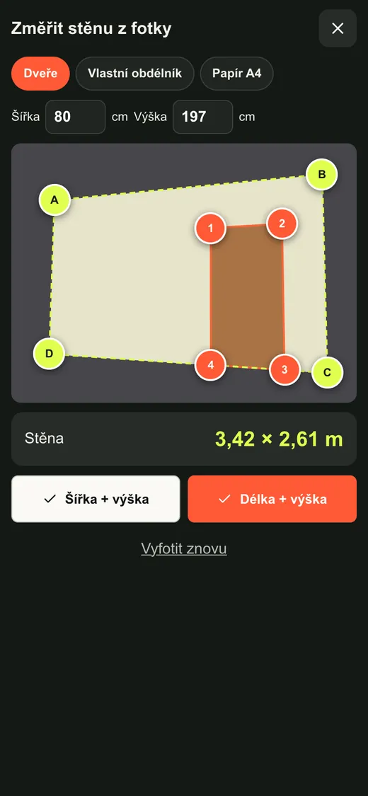 Měření stěny z fotky podle dveří